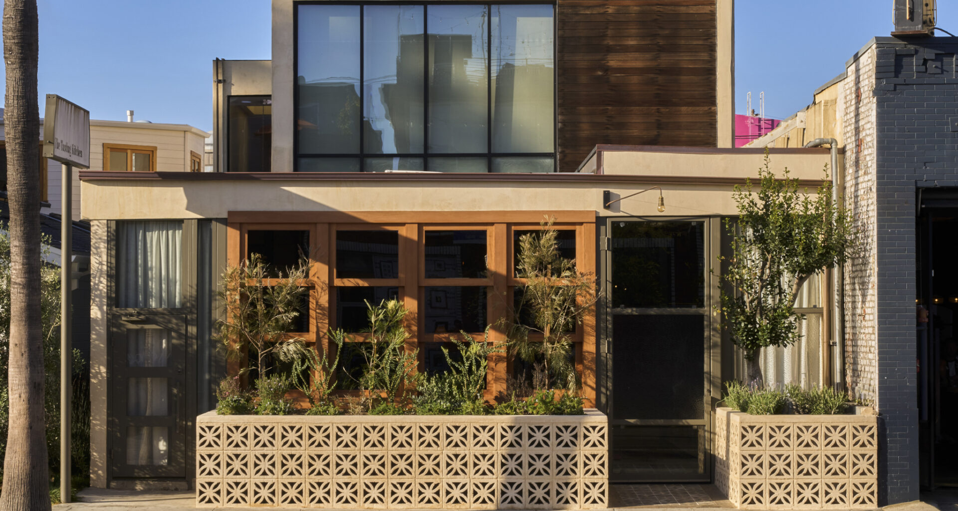 Tasting Kitchen Reopens in Venice