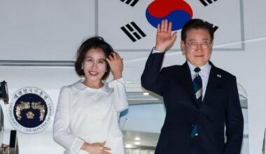 President Lee Jae Myung, right, and first lady Kim Hea Kyung depart for Brazil at San Francisco International Airport, Saturday (local time). Yonhap
