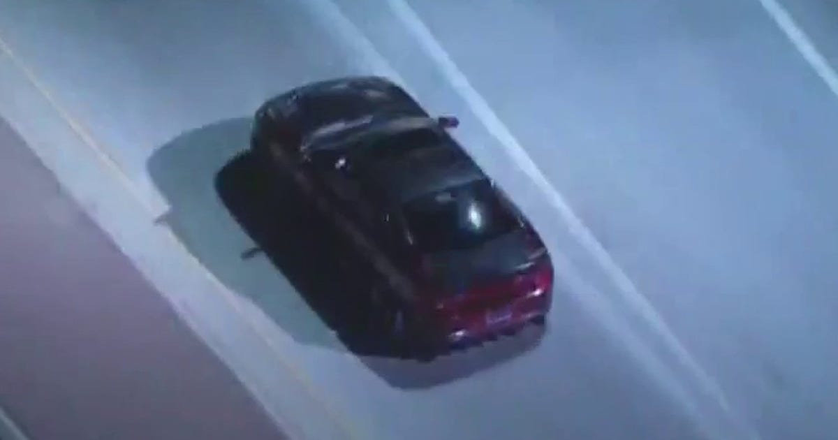 LIVE: LA police chase underway involving possible DUI driver