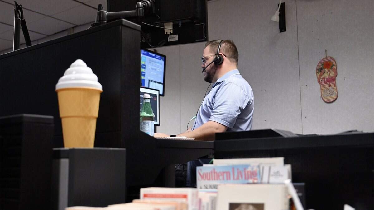 Fresno 911 call wait times improving despite dispatcher shortage
