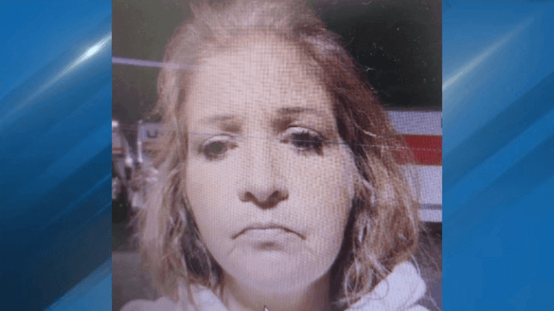 Police search for identity theft suspect (Photo: Bakersfield Police Department)