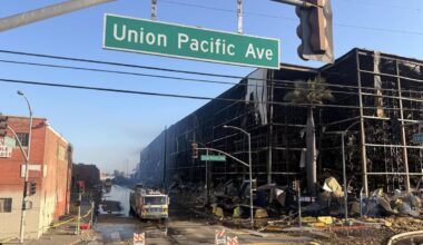 Fined For Rotting Food At Burned LA Cold Storage Warehouse, Lineage Plans To Rebuild