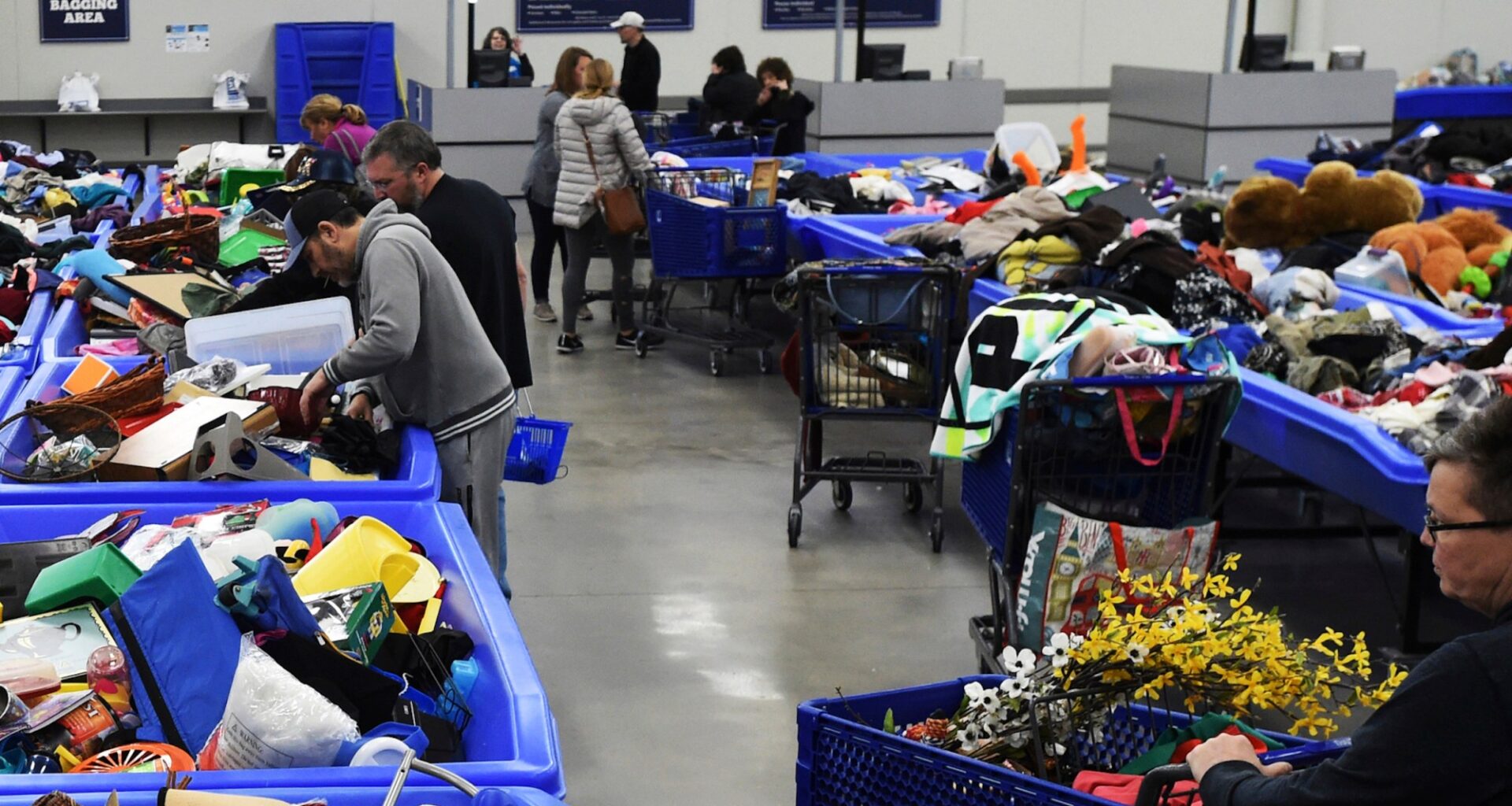Where to drop off used clothes, goods in San Jose to benefit legitimate causes – Silicon Valley