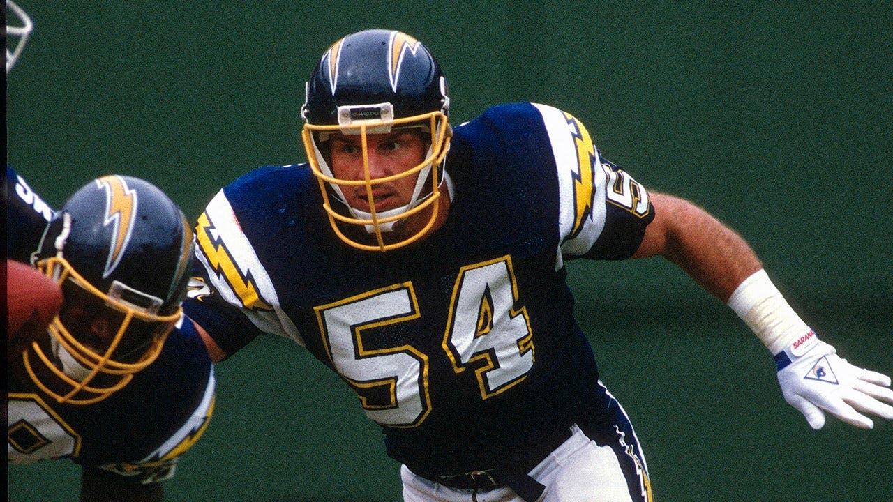 Former San Diego Chargers LB Billy Ray Smith dies from CTE dementia