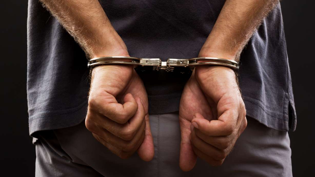 California man accused of fraudulently getting Apple, Nintendo products at Utah Costcos