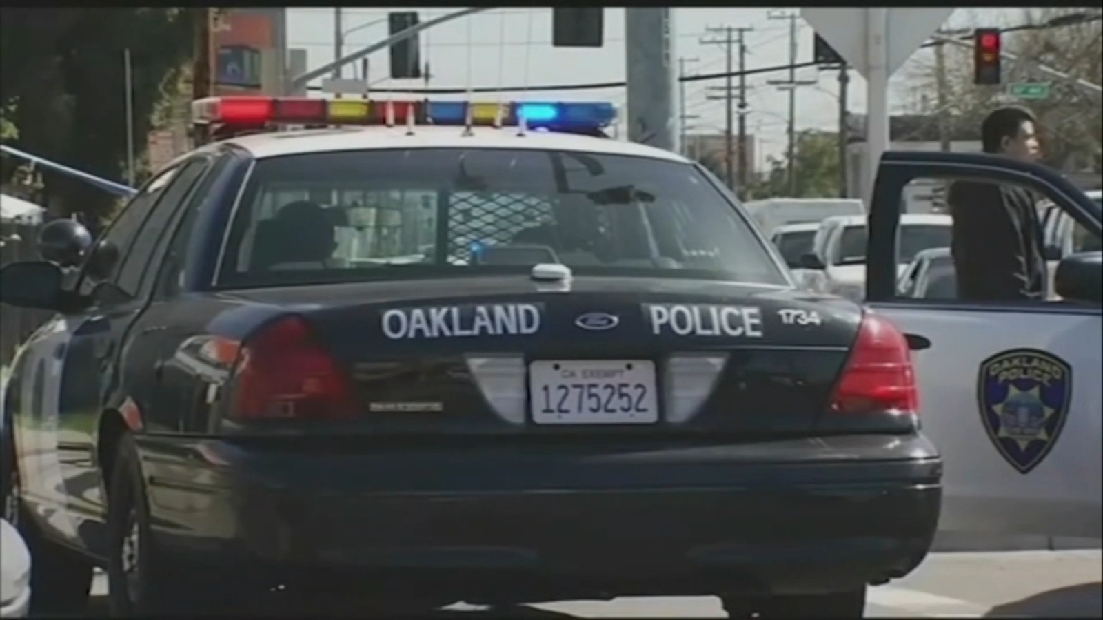 Oakland launches community-based violence prevention program