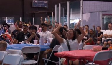 Fans in Fresno celebrate as U.S. advances to World Cup round of 16