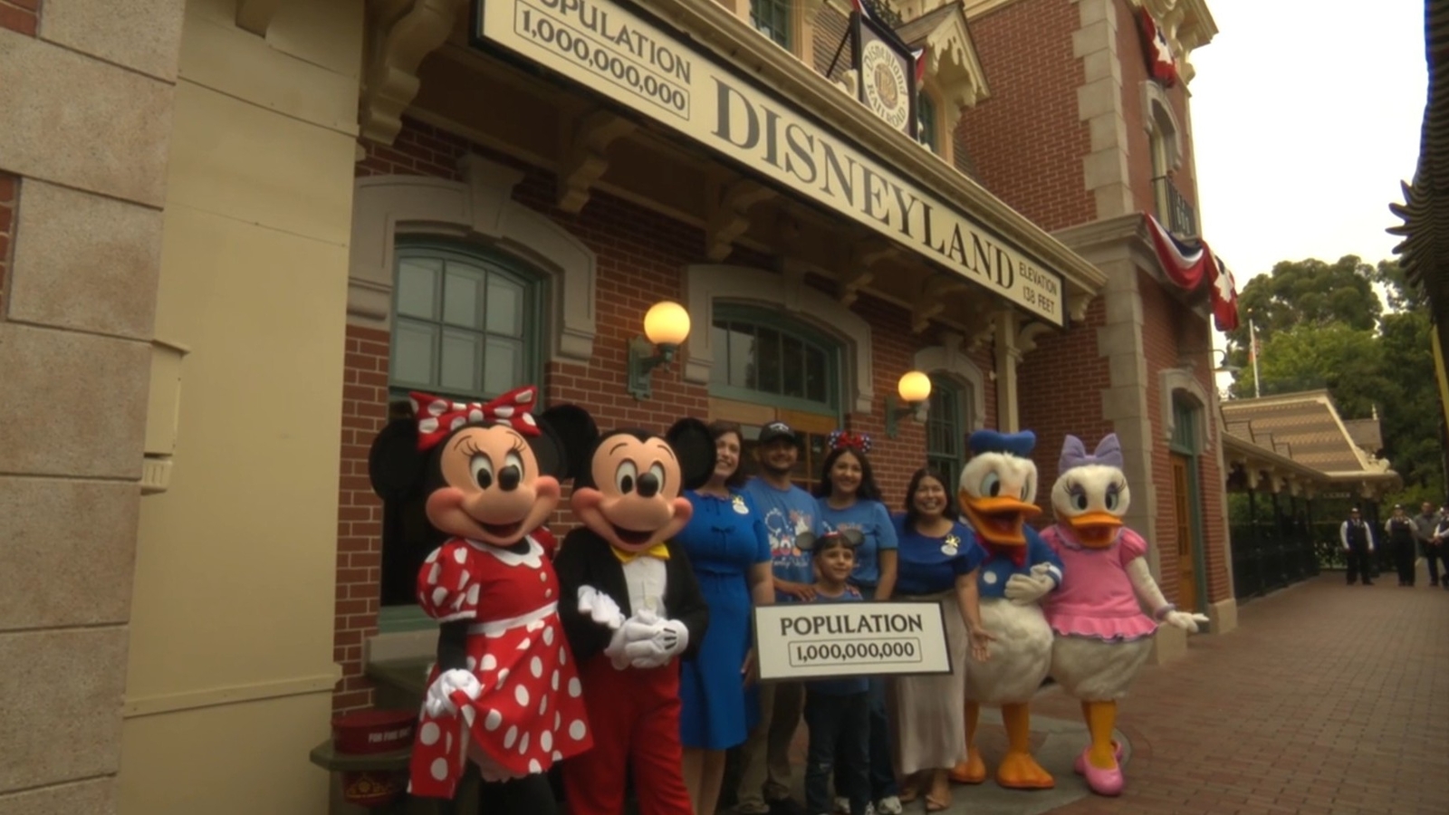 Disneyland Resort welcomes its 1 billionth guest; Robles family from Arizona treated to VIP tour