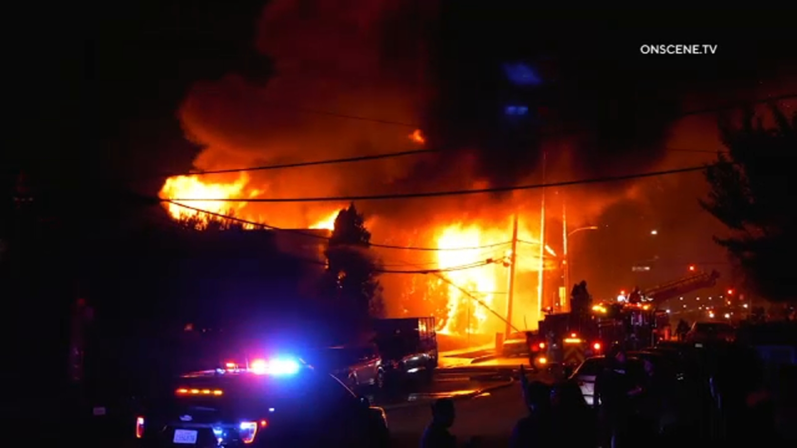 Massive blaze tears through La Habra commercial building on July 4th