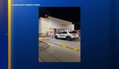 Gas station clerk robbed at gunpoint in Earlimart, deputies say
