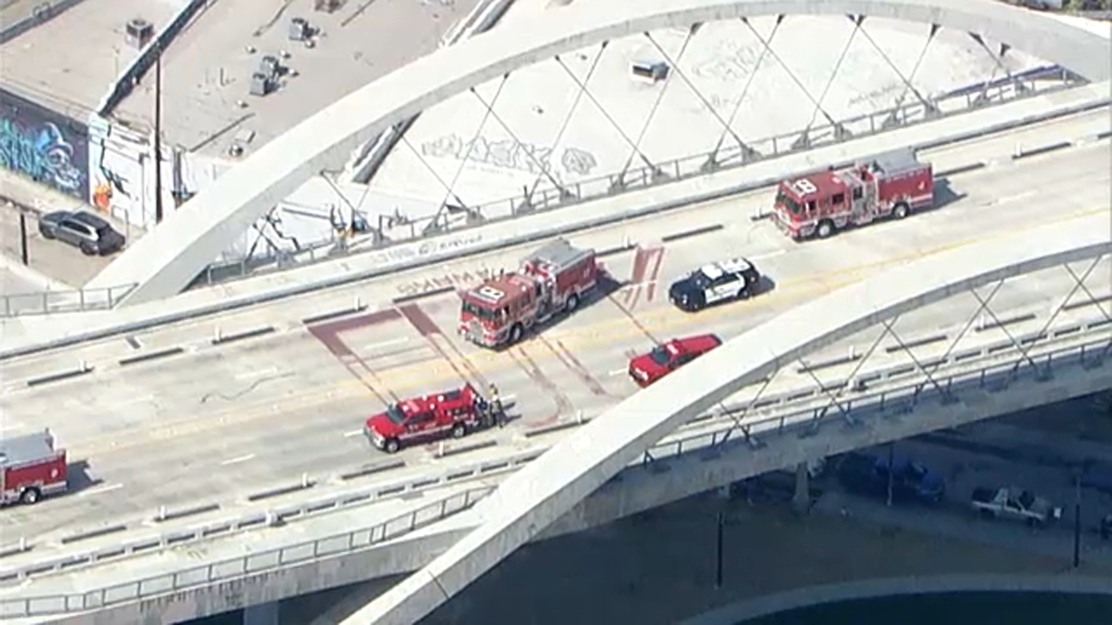 Sixth Street Bridge closed between downtown LA and Boyle Heights due to police activity, LAPD says