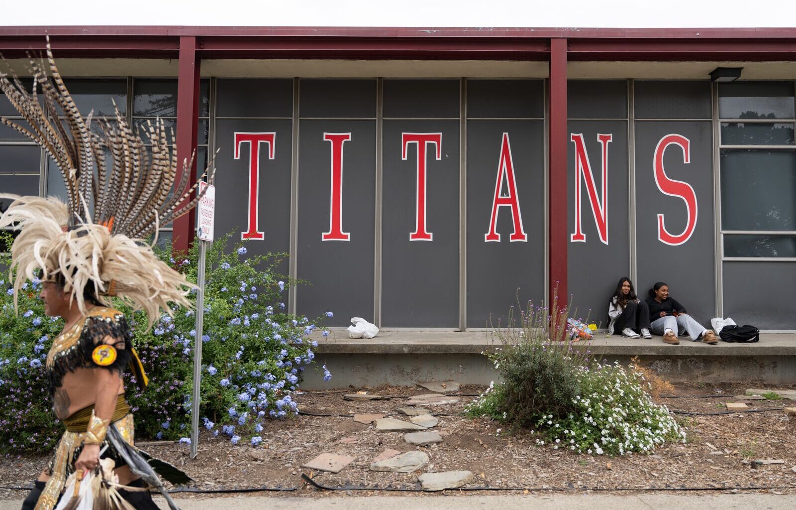 Missing bus passes, dual enrollment wins, and fights on Instagram: reporting from Oakland high school students