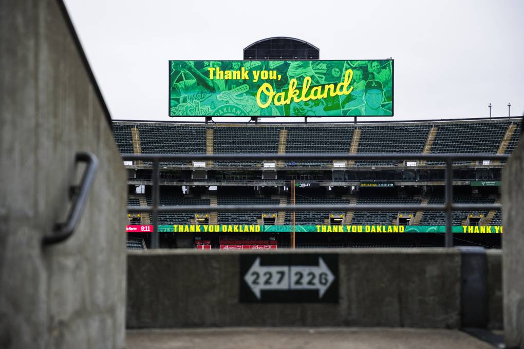 Oakland Approves $125 Million Coliseum Sale, Clearing Way for Irving Azoff Overhaul