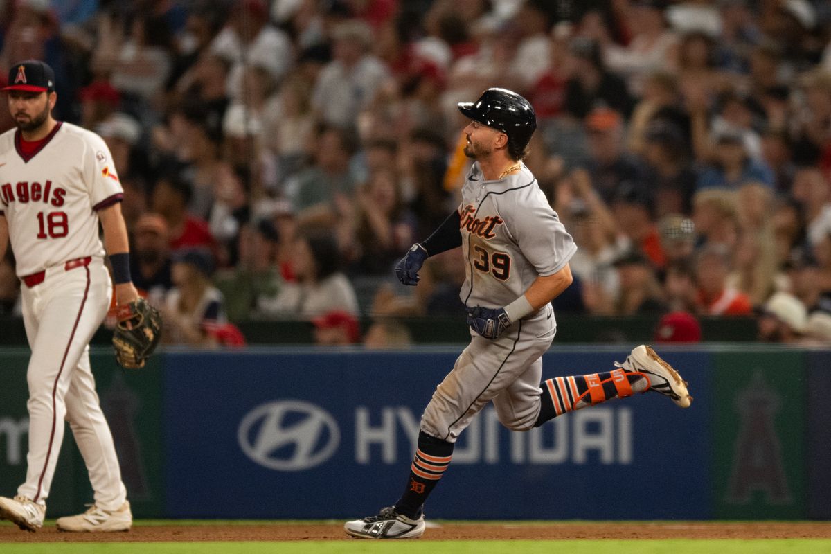 Detroit Tigers infielder Zach McKinstry (39) runs to second base during an MLB game between the Detroit Tigers and the Los Angeles Angels on Saturday, July 18, 2026 at Angels Stadium in Anaheim Calif Detroit Tigers infielder Zach McKinstry (39) runs to second base during an MLB game between the Detroit Tigers and the Los Angeles Angels on Saturday, July 18, 2026 at Angels Stadium in Anaheim Calif