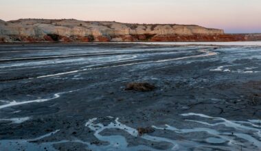 Federal proposal would cut Colorado River water for Arizona, California and Nevada