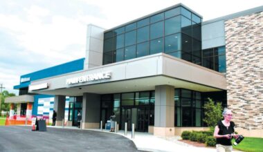 McLaren Oakland in Oxford received national recognition from the American Heart Association/American Stroke Association for its timely and potentially lifesaving care during stroke emergencies. Photo by Jim Newell