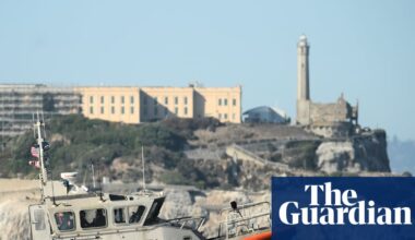One person dead and two missing after boat sinks near San Francisco’s Alcatraz Island | San Francisco