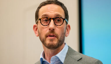 The Chron discovers, sort of, that Wiener's housing bills are a con