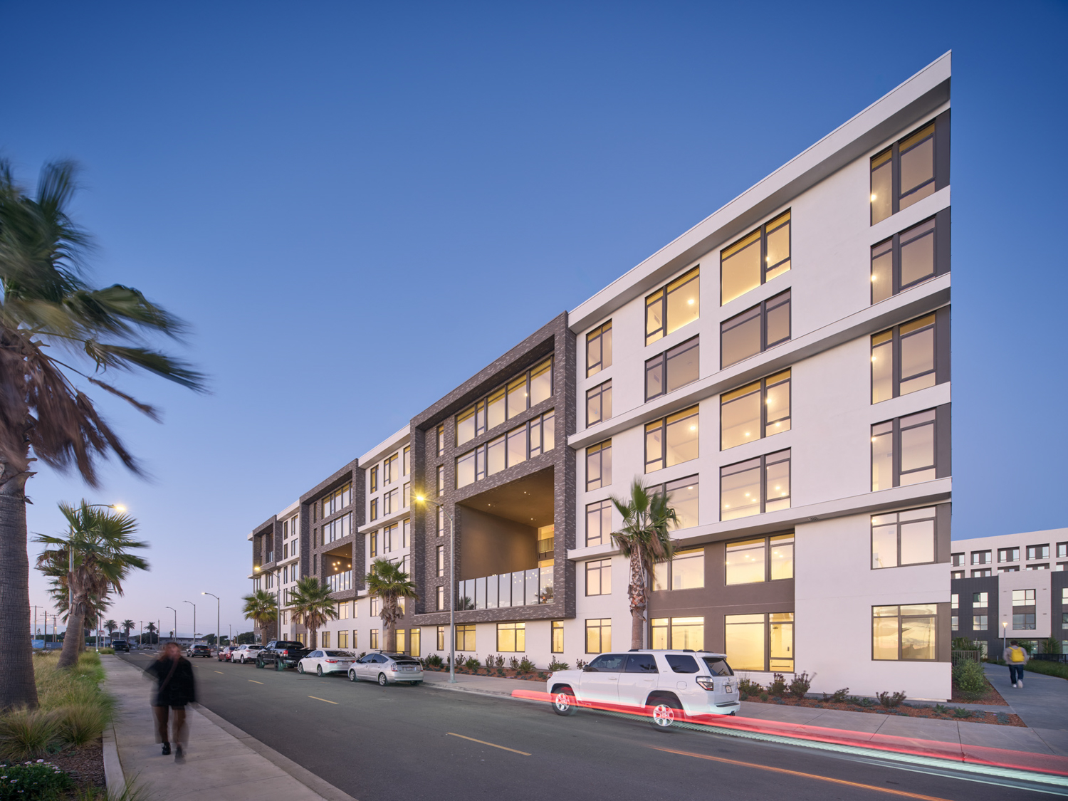 490 Avenue of the Palms street view, image by Bruce Damonte