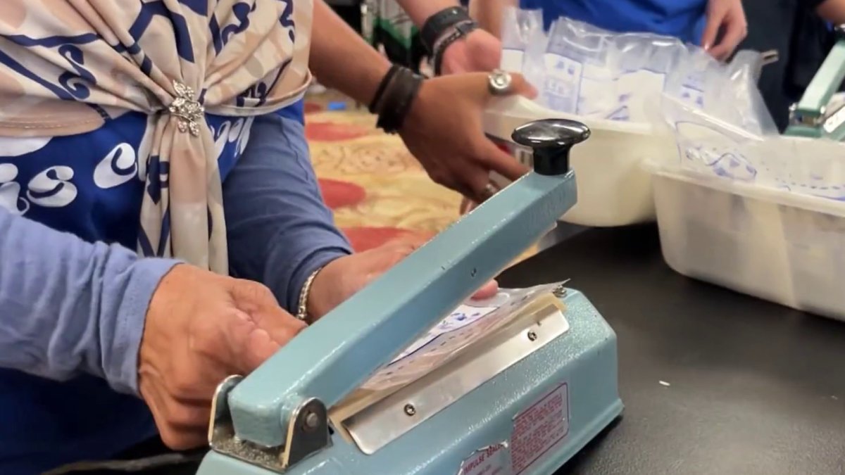 Volunteers in Santa Clara pack 20,000 meals to fight hunger – NBC Bay Area