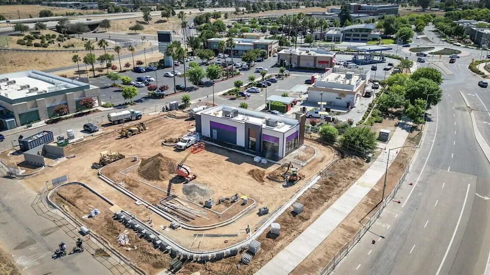 A new Taco Bell restaurant is under construction near Temperance and Highway 168 just east of the McDonald’s and north of the Fusion Indian Cuisine & Bar at Temperance and Owens Mountain Parkway.