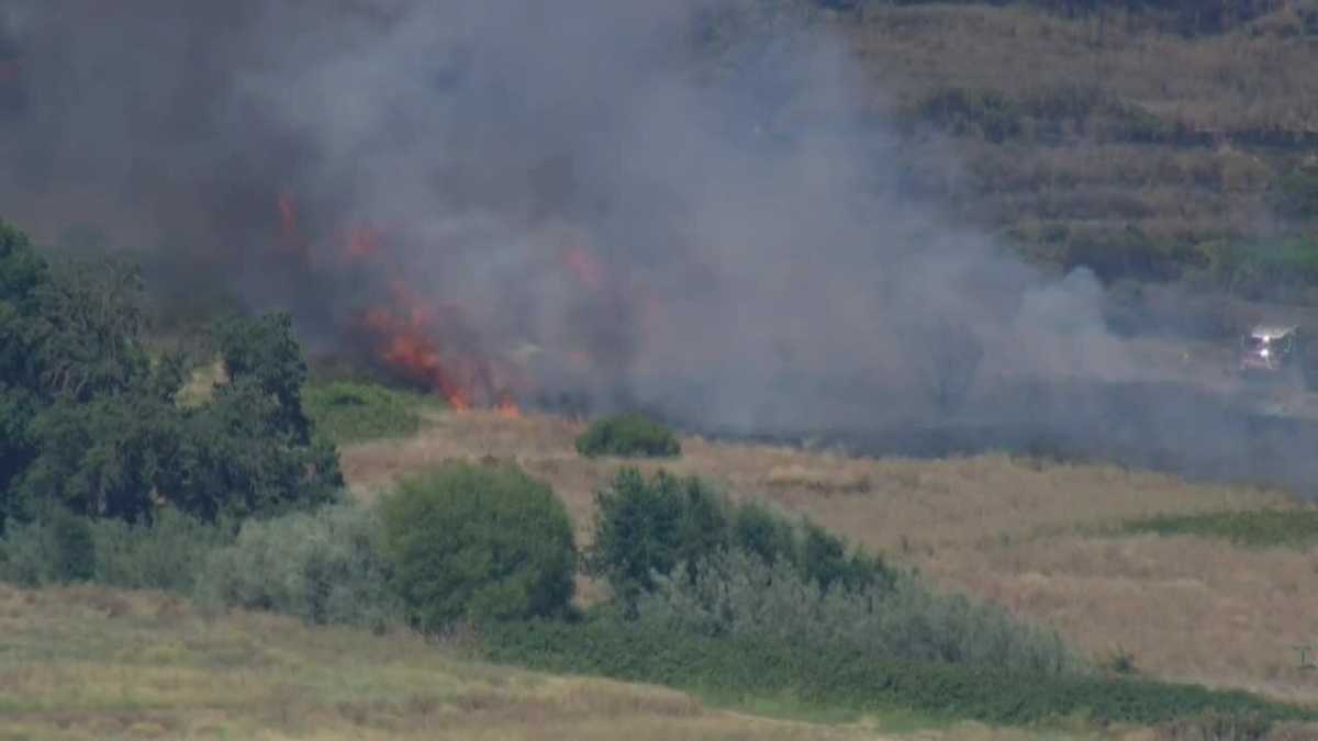 Flights impacted as fire burns near Sacramento International Airport