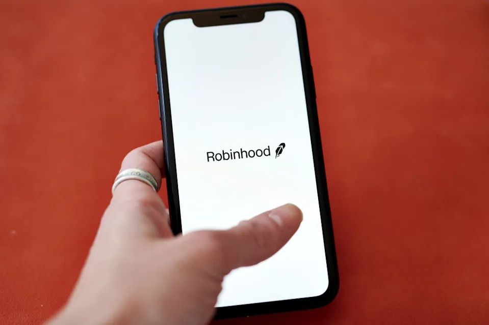 The scammers told Delgado that her Robinhood account was being misused. Bloomberg via Getty Images