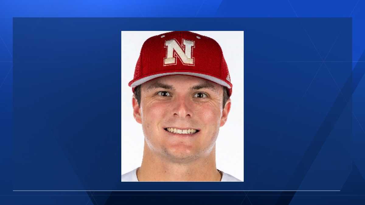 Nebraska centerfielder Mac Moyer signs with San Diego Padres