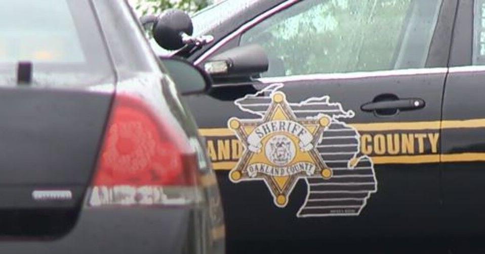 Oakland County deputy helped save two kids from a burning home | Regional
