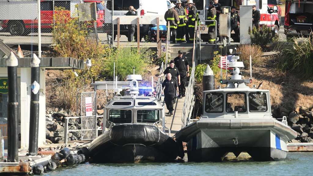 1 dead and 1 missing after pontoon boat fire near Alcatraz Island off San Francisco