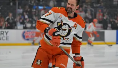 Anaheim will pay Toronto to take a 37-goal scorer