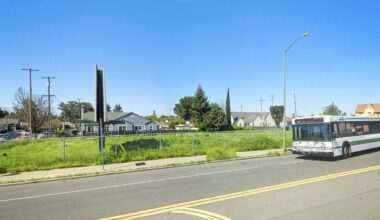15,000-Square-Foot California Lot Sells for $10 Despite Being Worth $1M