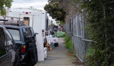 Berkeley moves toward removing ‘abandoned’ RVs, approves 60 miles of repaving projects | City Government