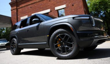 California EV Incentive Gives Rivian, Lucid a Price-Cap Edge