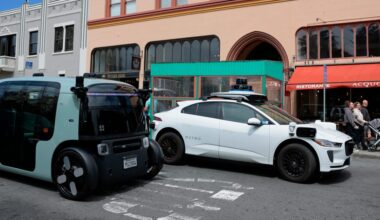 San Francisco Mayor Daniel Lurie Wants Tougher Robotaxi Regulations