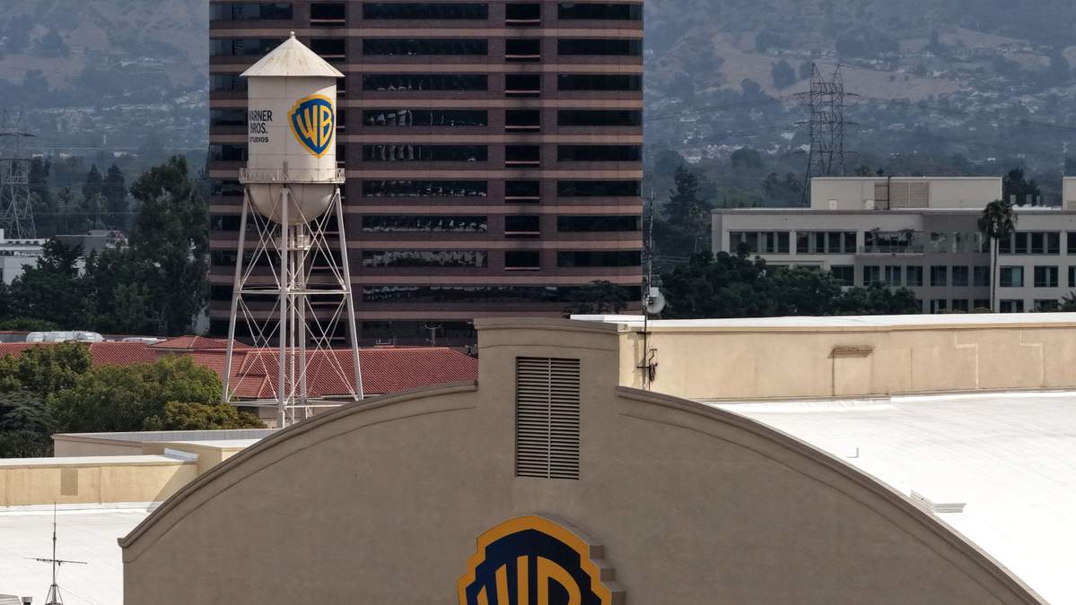 Judge Temporarily Pauses Paramount-Warner Bros. Merger