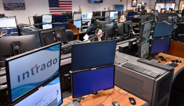 Fresno 911 Dispatchers Discuss Mental Health Challenges, Traumatic Emergency Calls