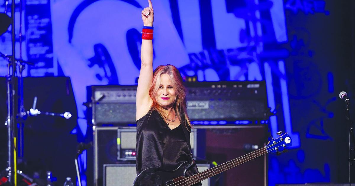 Finch, bassist for influential LA rock band L7, has died | Newsline