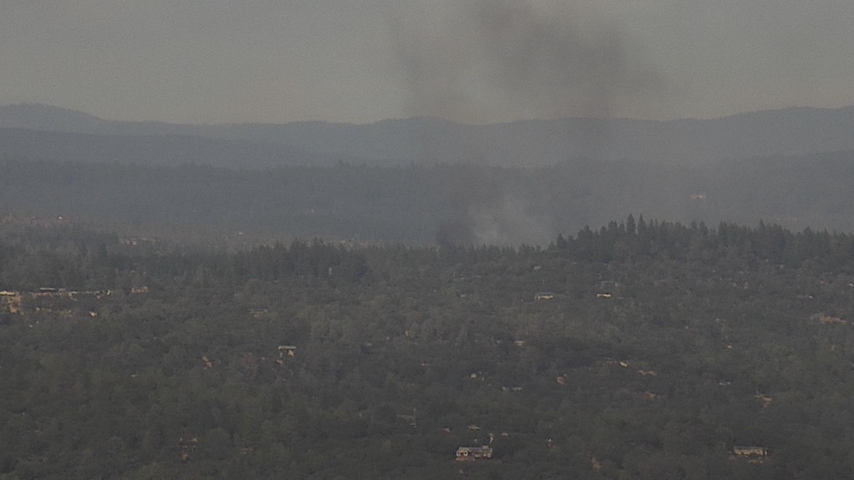 Vegetation fire in Nevada County prompts evacuation warning