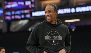 Warriors to consider 17-year veteran after he was waived by Sacramento