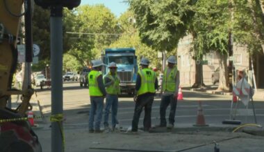 Construction crew hits gas line, evacuating buildings in downtown Sacramento