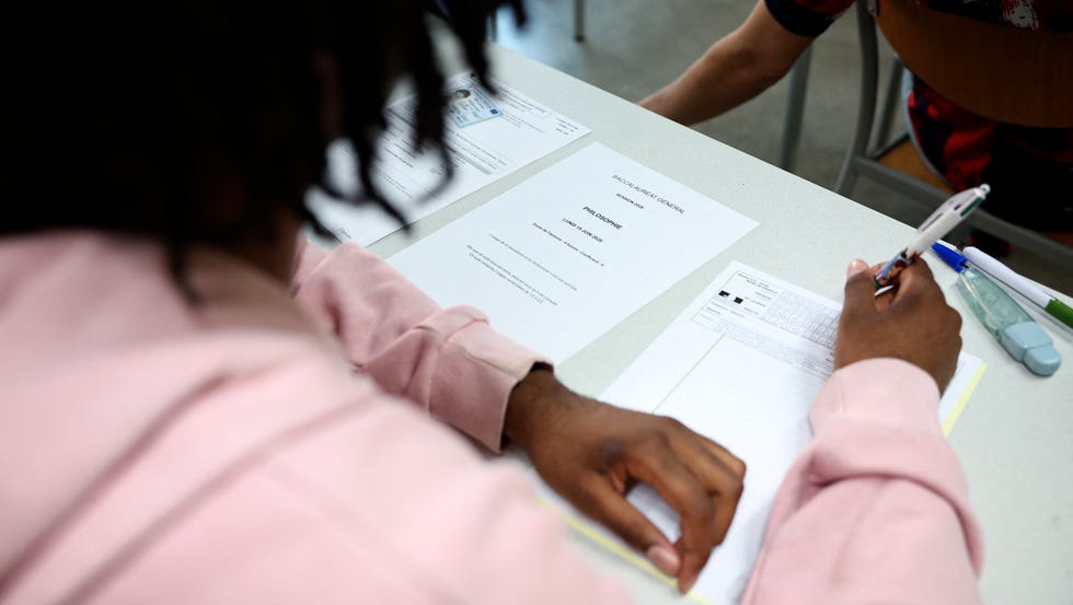 FRANCE-POLITICS-EDUCATION-BACCALAUREAT france politics education baccalaureat