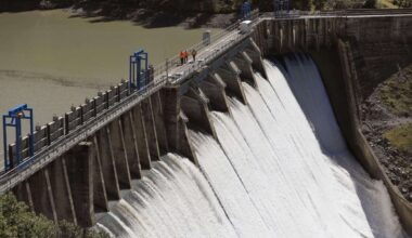 Federal agency rejects Southern California water district's bid for a stake in fate of Eel River dams