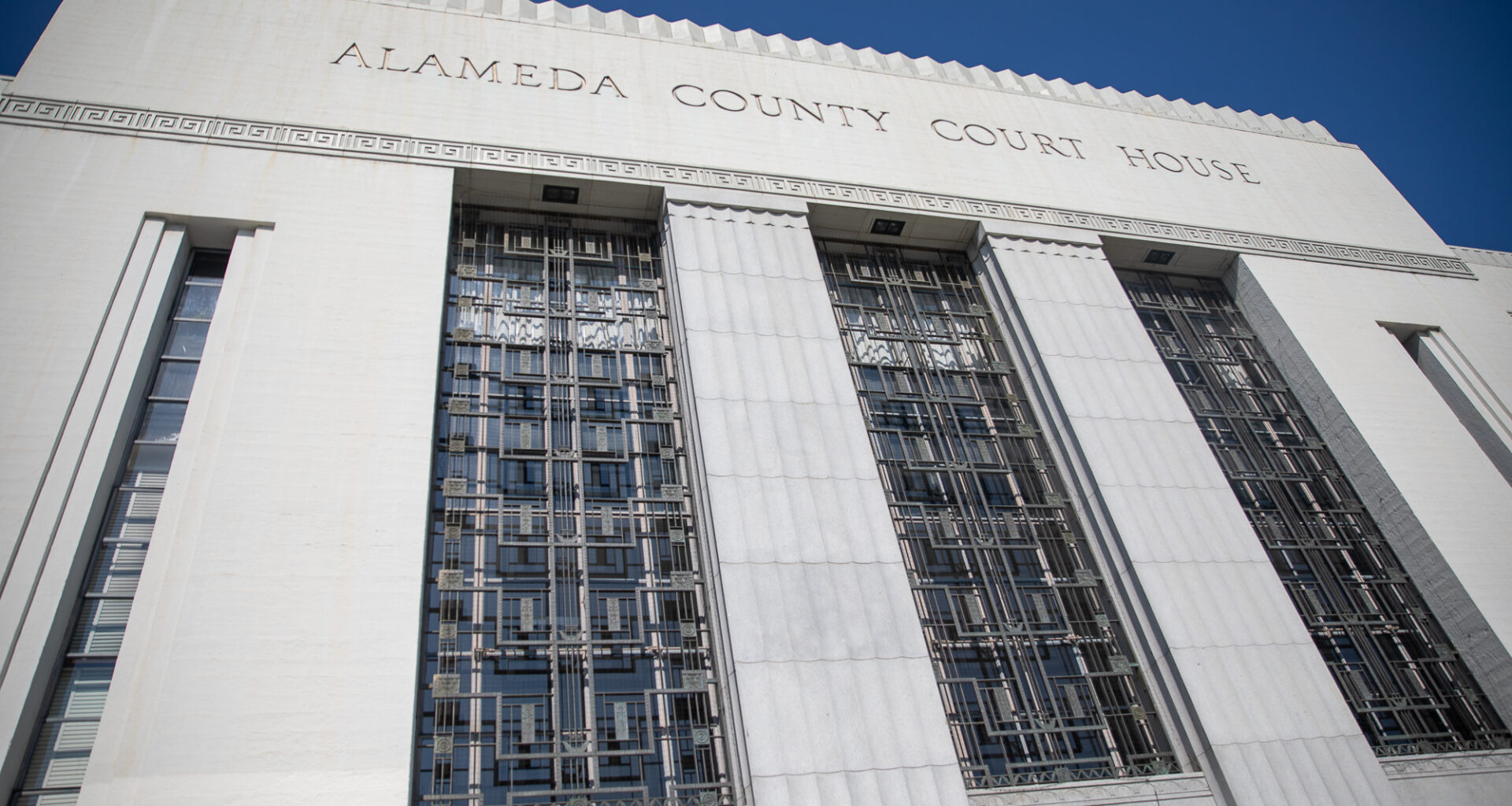 Man Waives Fifth Amendment to Challenge Detention in Alameda Court
