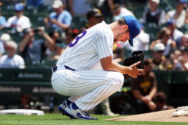 Cubs pitcher Colin Rea (53) composes himself before a game against the Padres at Wrigley Field on July 1, 2026. (Terrence Antonio James/Chicago Tribune)