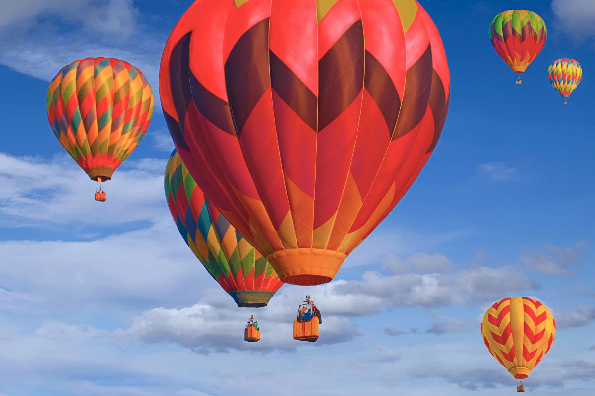 Over 20 hot air balloons will take over California’s skies this fall for a 2-day festival just 3 hours from L.A. — and admission is completely free