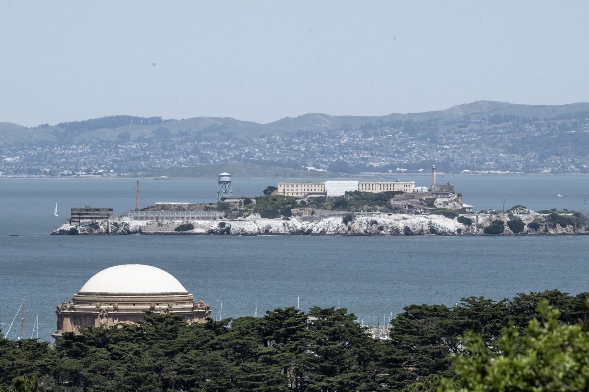 Coast Guard to end San Francisco Bay search for 3 at sunset