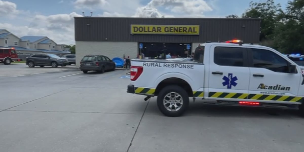 Pedestrian struck by vehicle in Long Beach Dollar General parking lot, police say