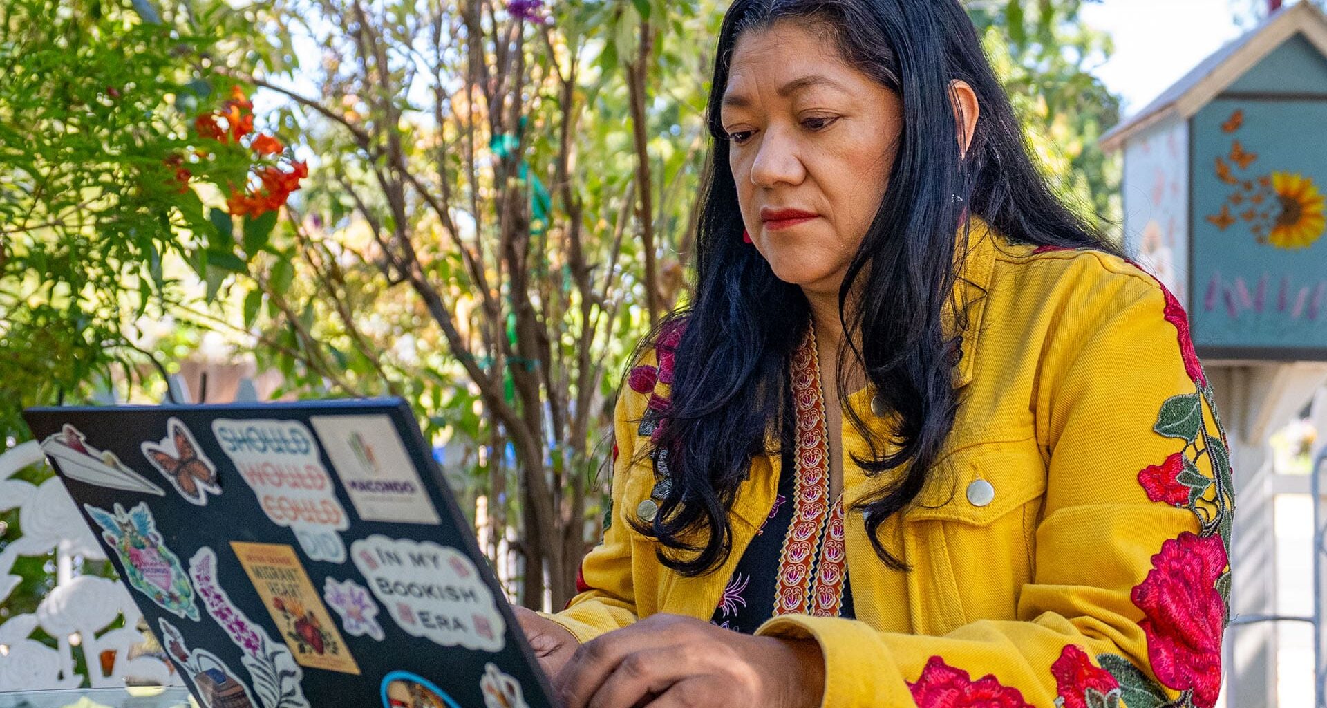 author typing