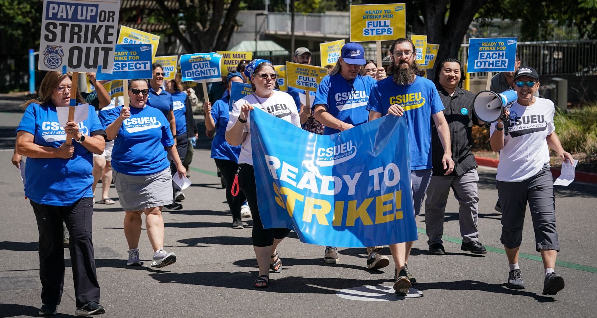 Sacramento State workers prepare to strike